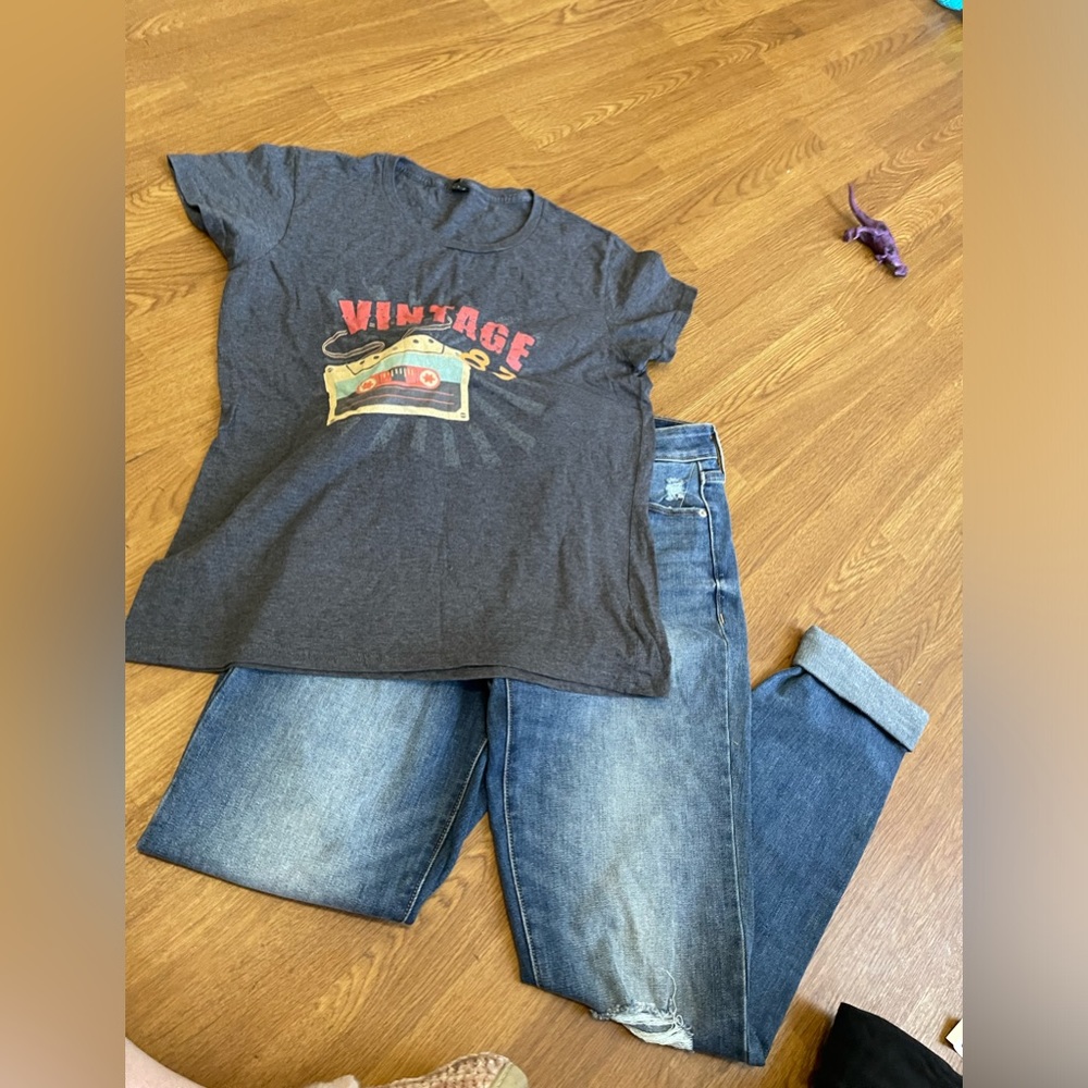 Vintage graphic tee